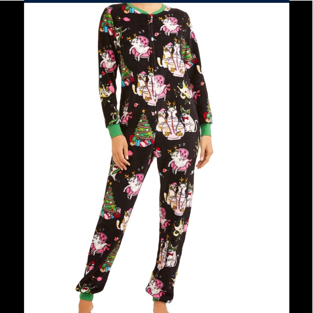 Women/Men Christmas Pajamas Cats Partying Pjs NEW